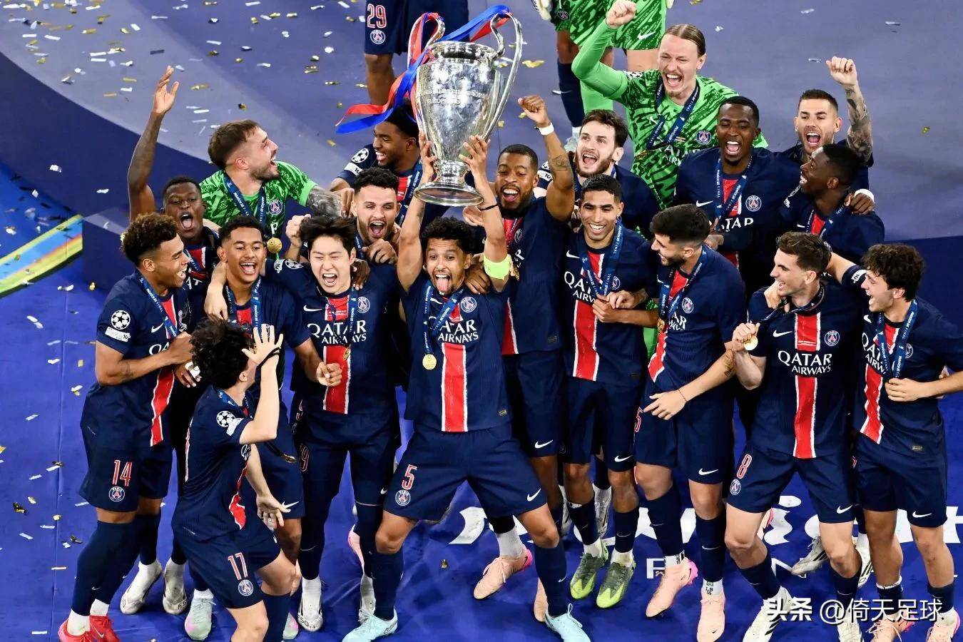 包含关键时刻欧冠传出新动向，巴黎圣日耳曼造点机会，管理层表态：球迷炸锅，阵容厚度经受考验的词条-爱游戏下载